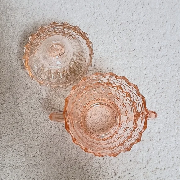 Holiday Pink Buttons And Bows Sugar Bowl And Lid Jeannette Glass 1940s - Picture 3 of 4